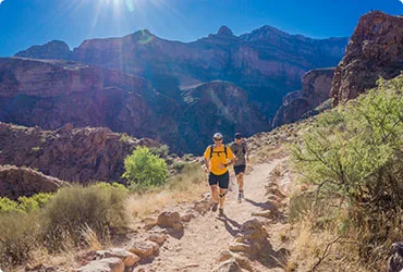 热门游戏推荐： - 九游